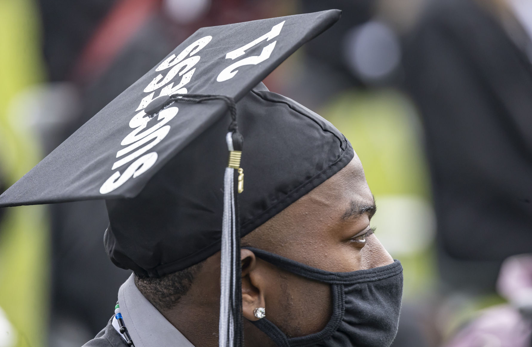 Eisenhower grad ceremonies 1289 051421.JPG